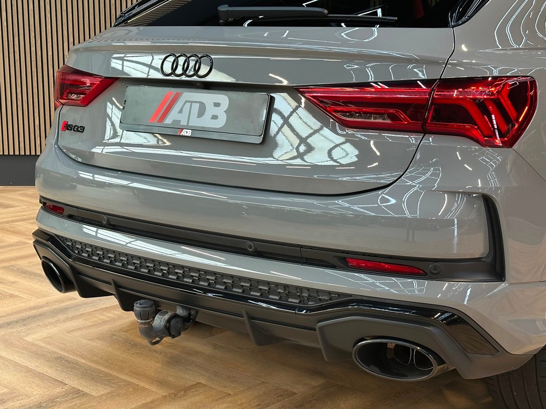 Audi RSQ3