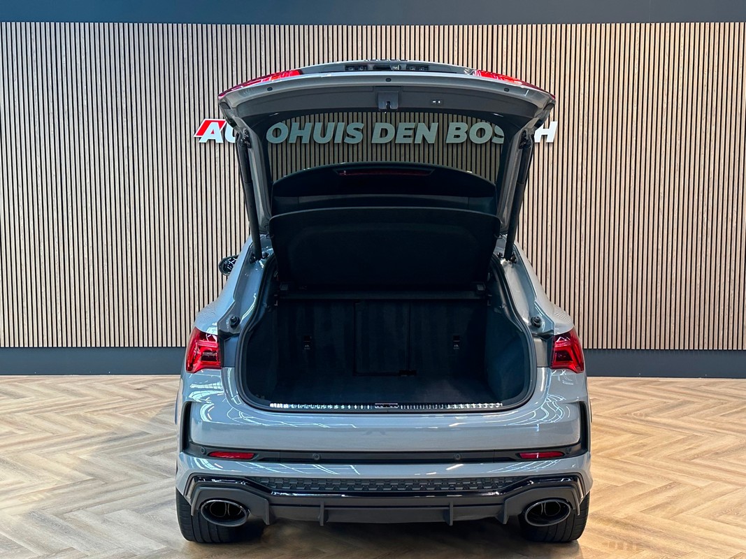 Audi RSQ3