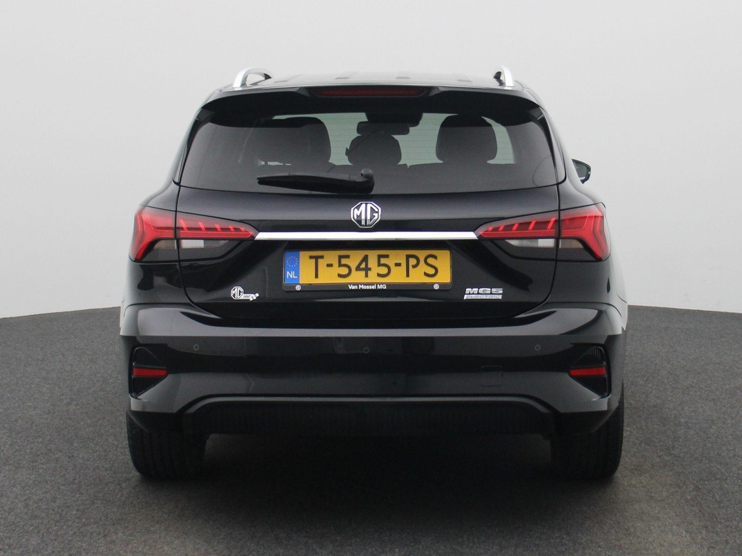 MG MG5