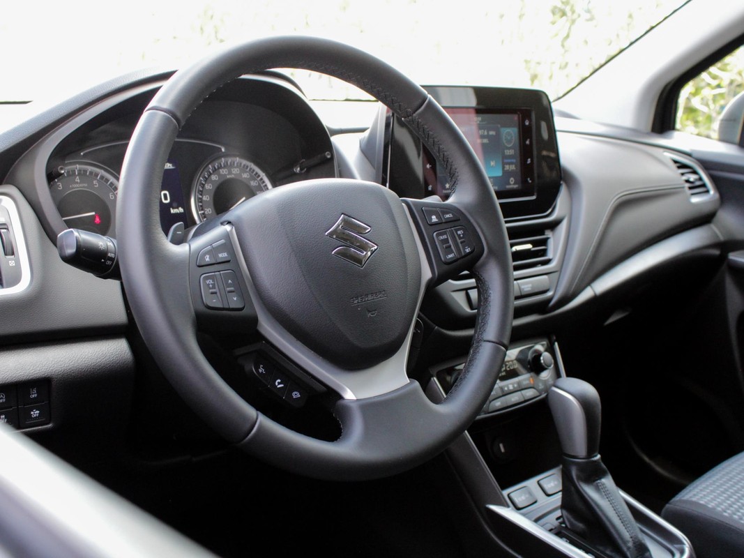 Suzuki S-Cross