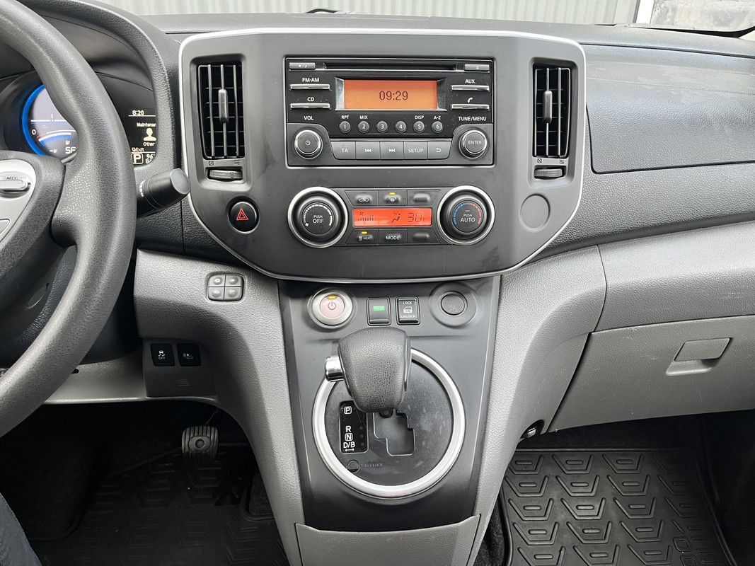 Nissan e-NV200