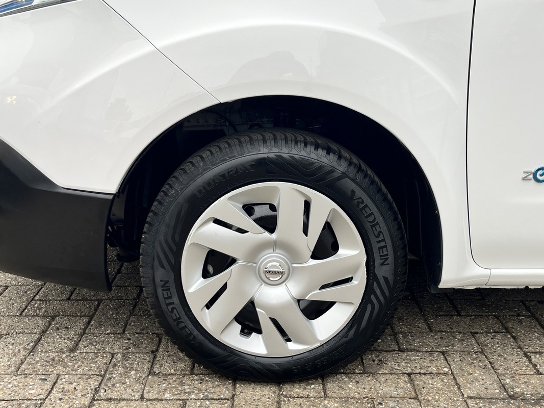 Nissan e-NV200