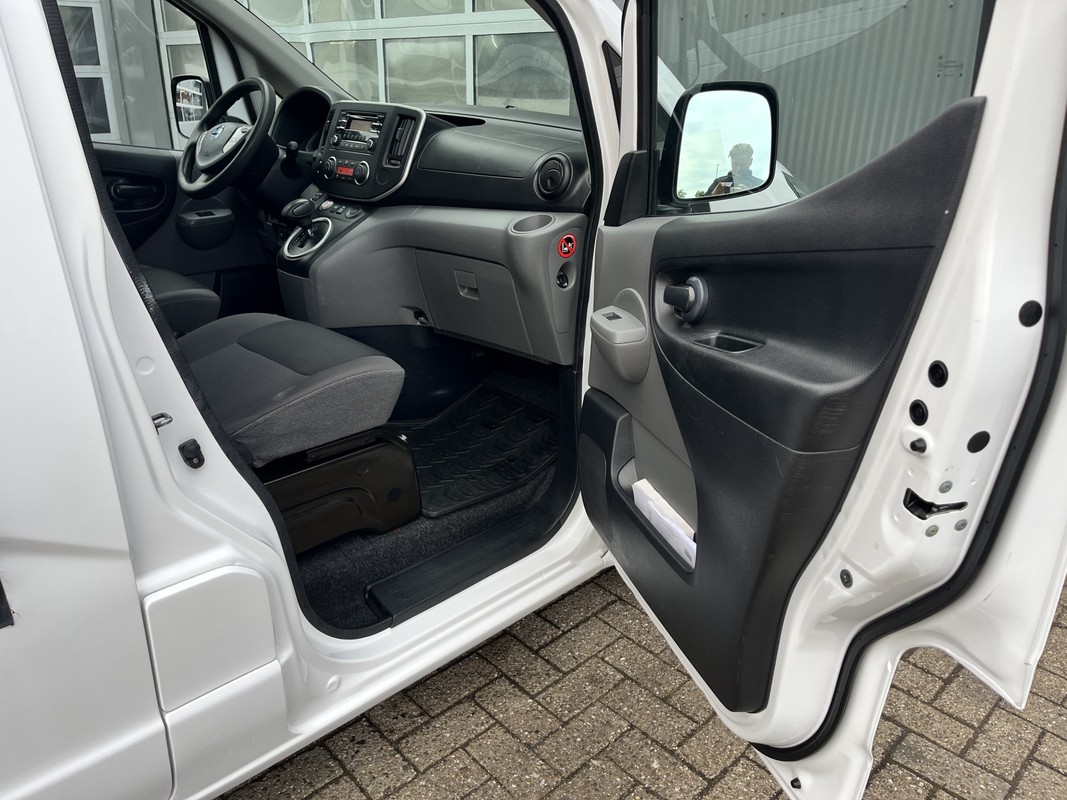 Nissan e-NV200