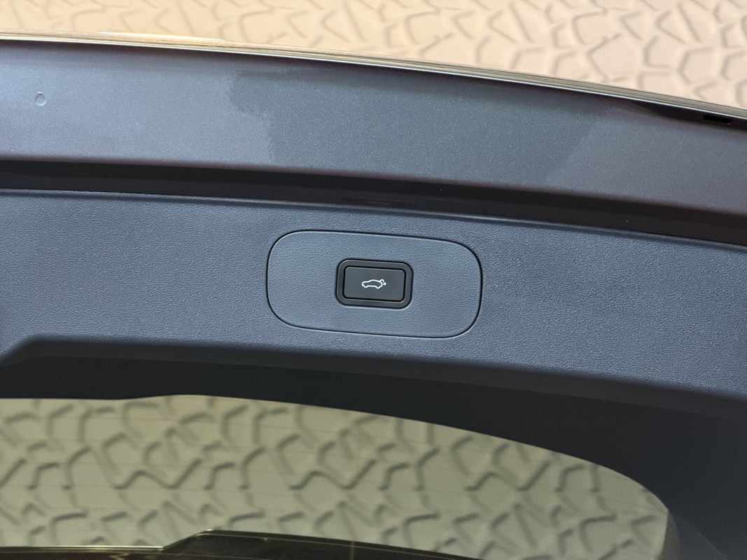 Geely Starray EM-i