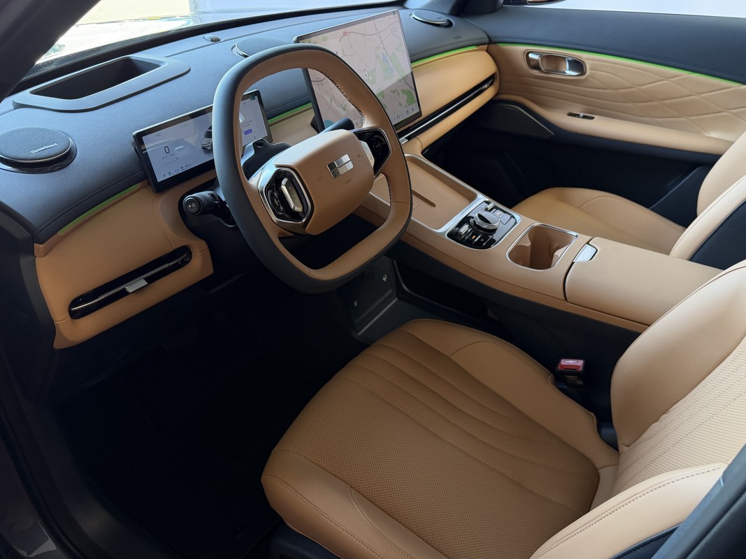 Geely Starray EM-i