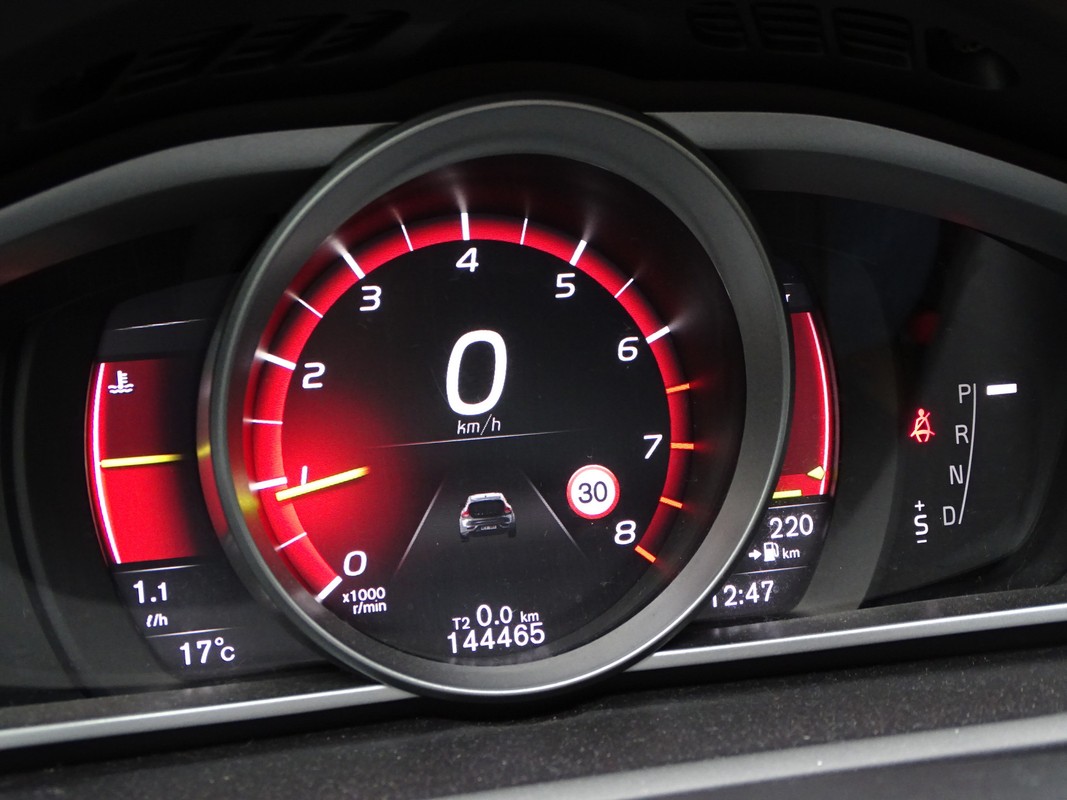 Volvo V40
