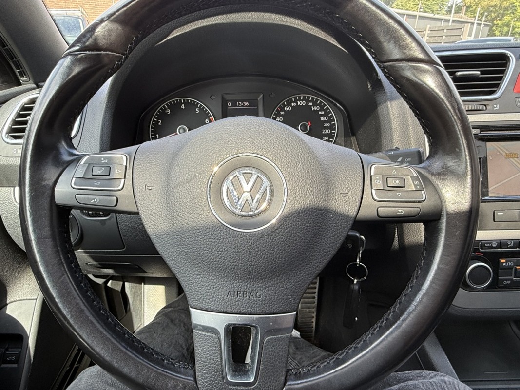 Volkswagen Eos