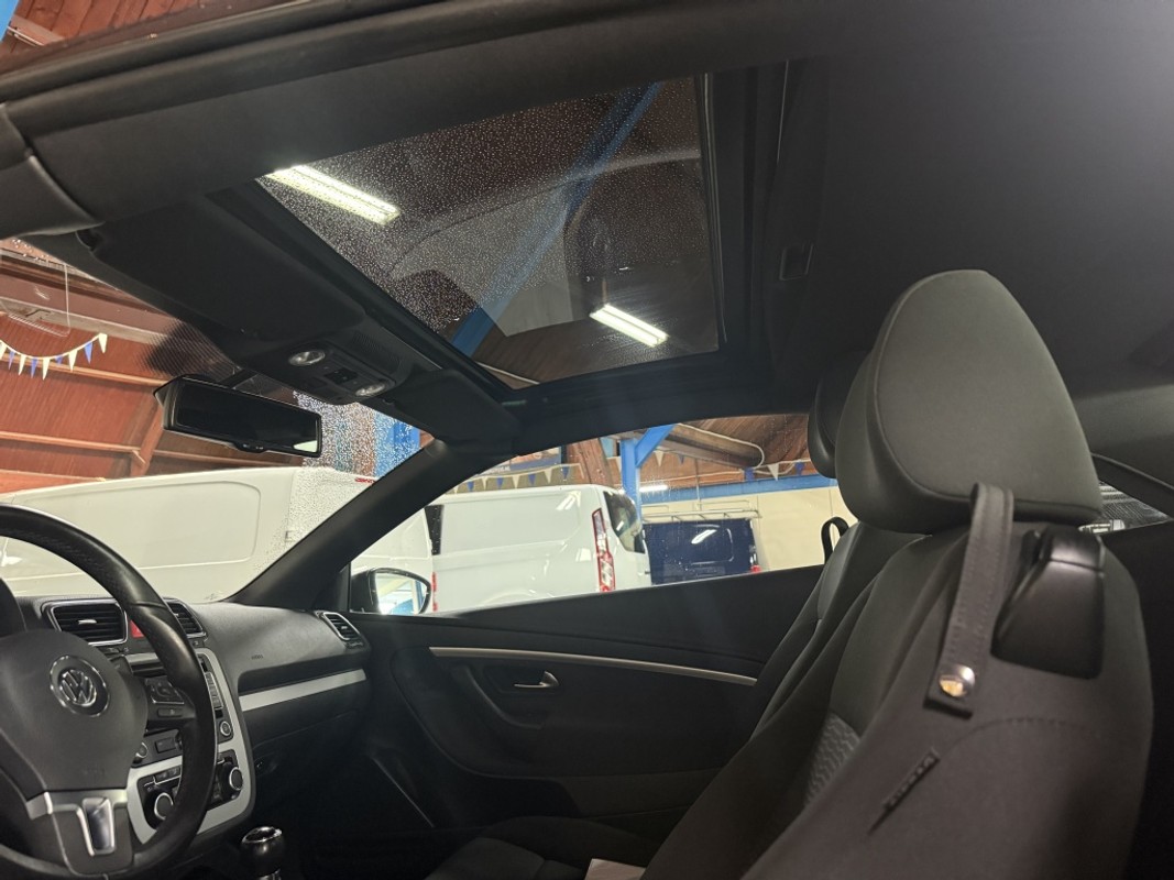 Volkswagen Eos