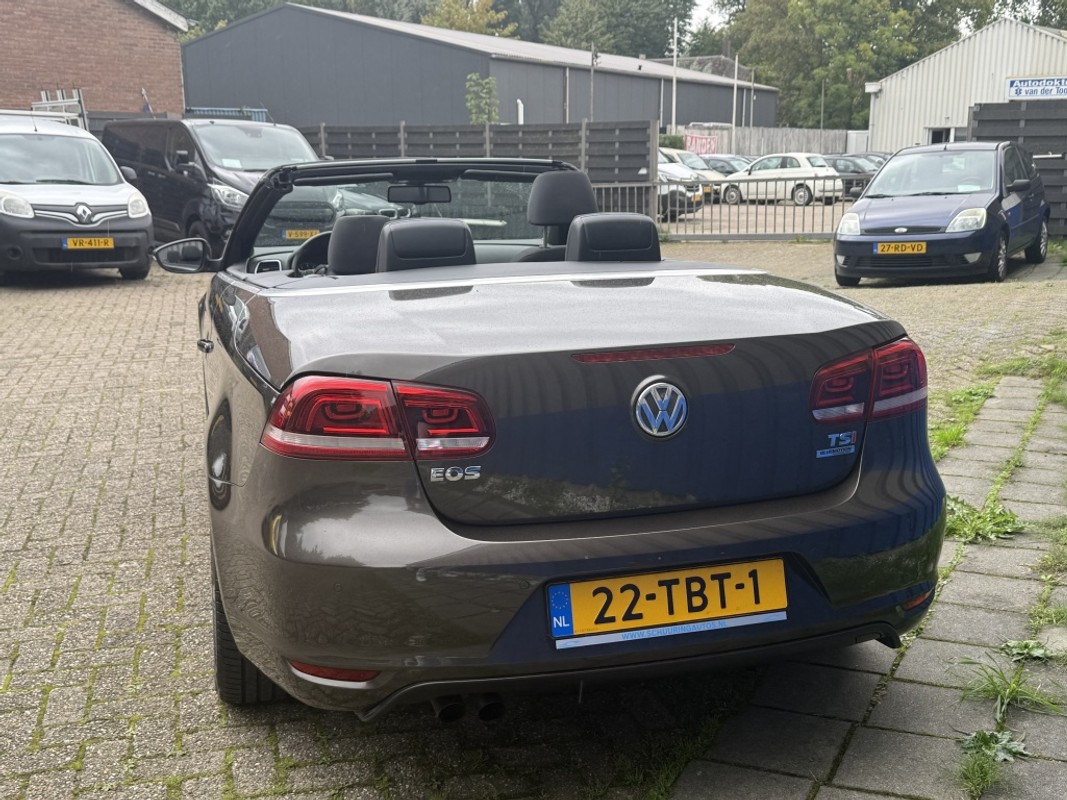 Volkswagen Eos