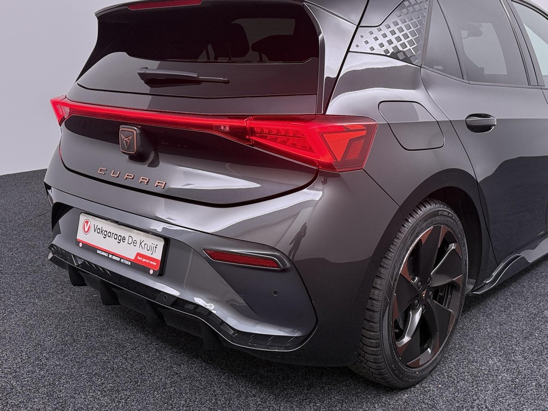 CUPRA Born