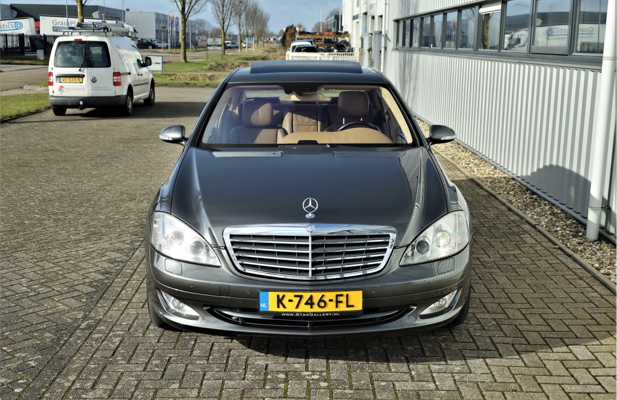 Mercedes-Benz S-Klasse