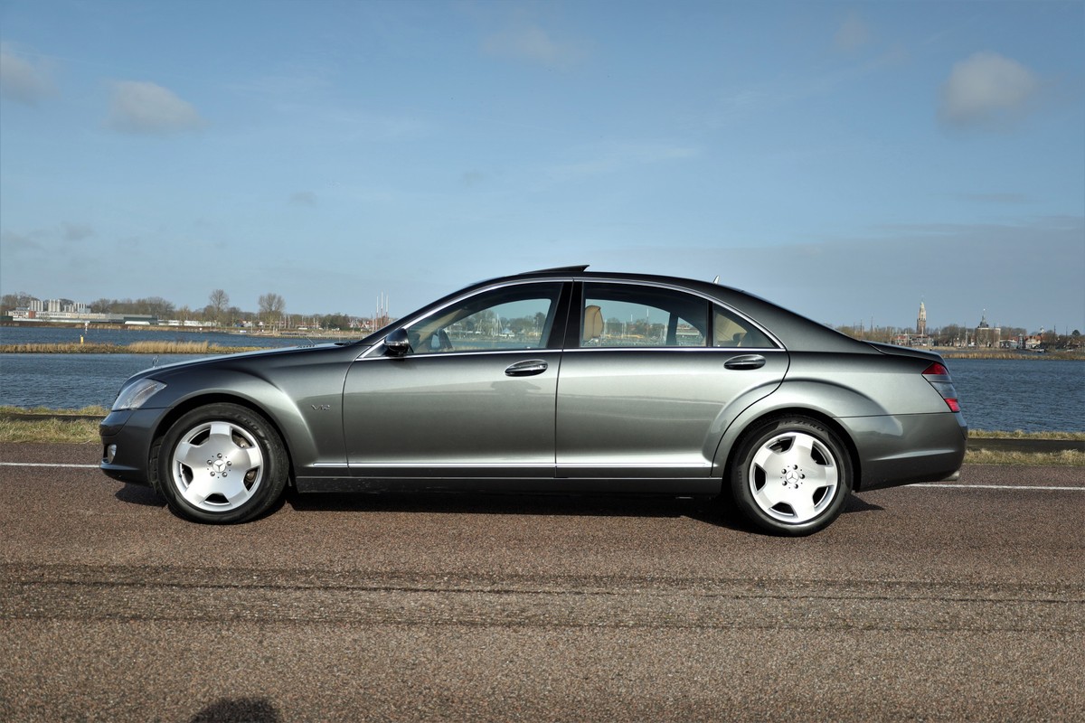 Mercedes-Benz S-Klasse