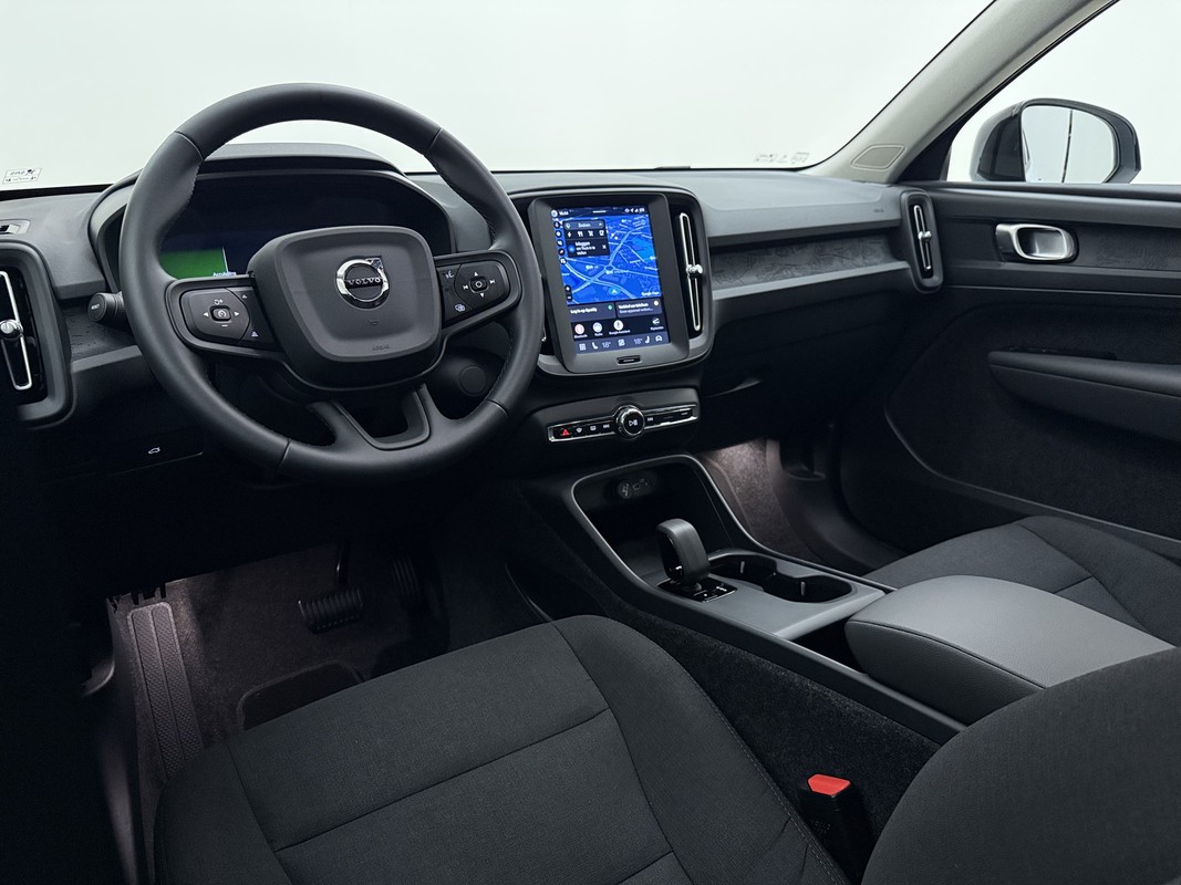 Volvo EX40