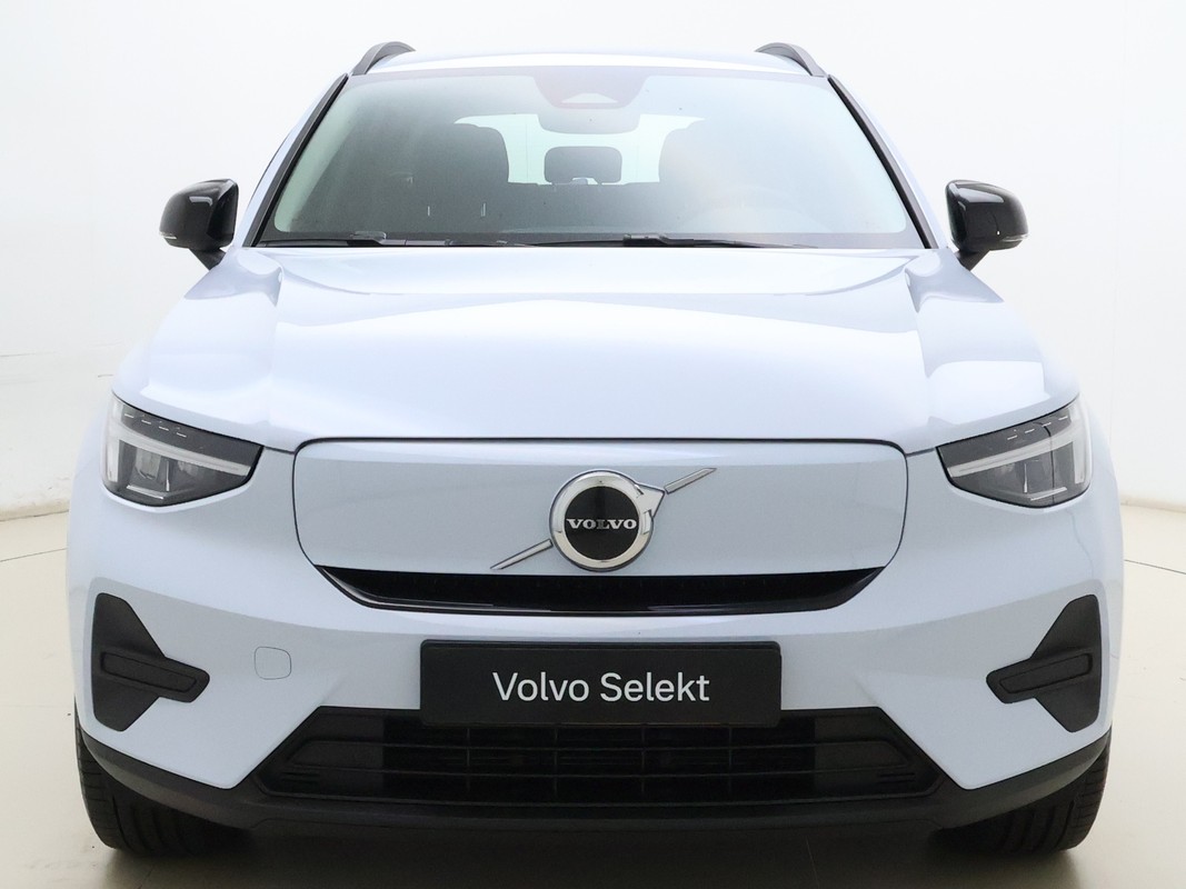 Volvo EX40