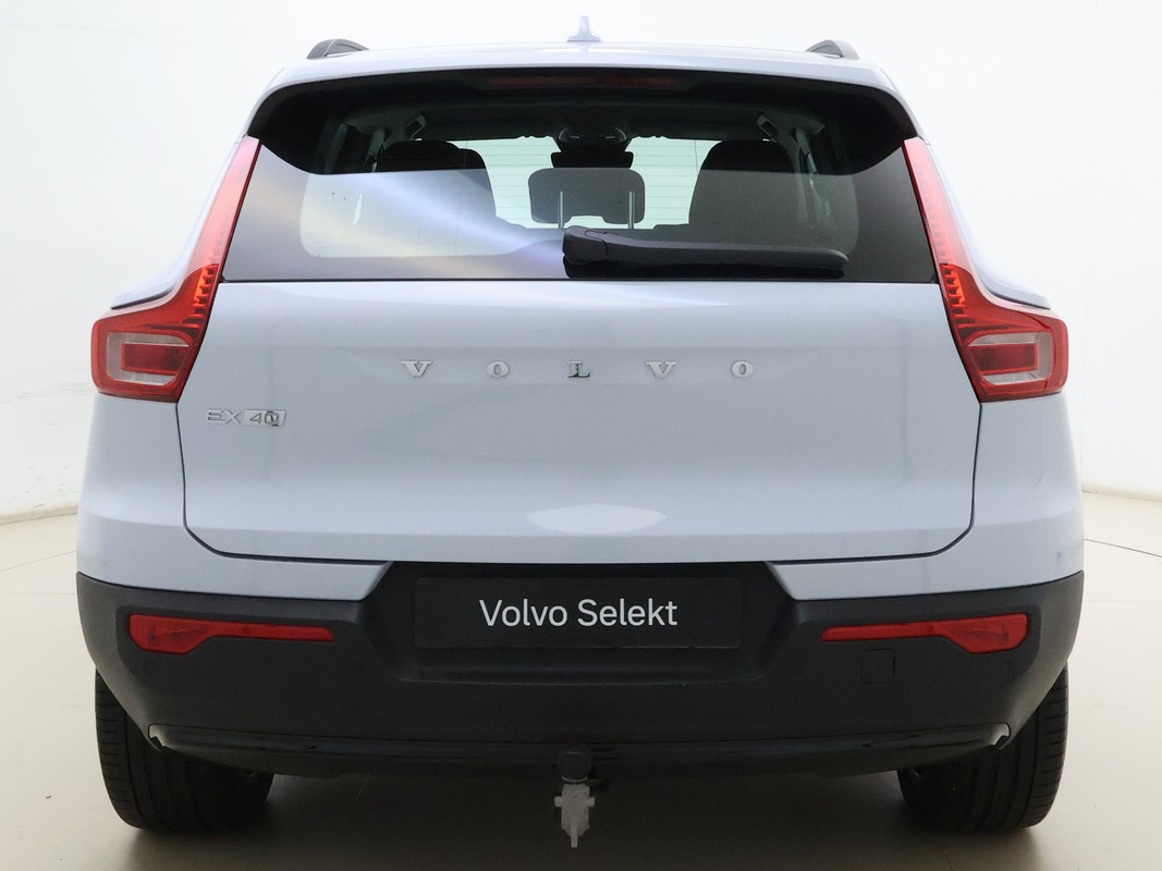 Volvo EX40