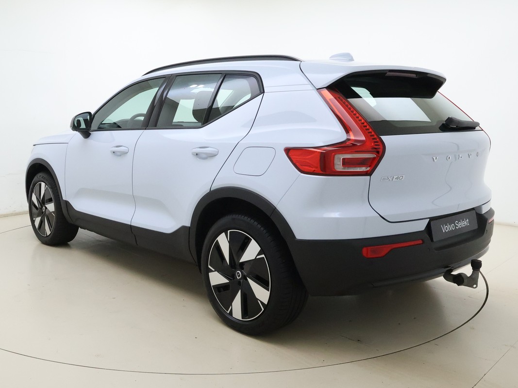 Volvo EX40
