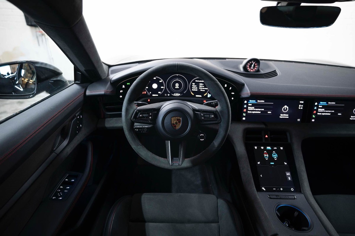 Porsche Taycan