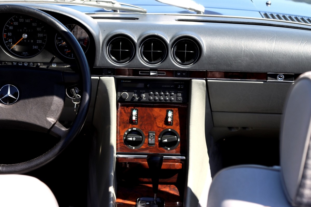 Mercedes-Benz SL