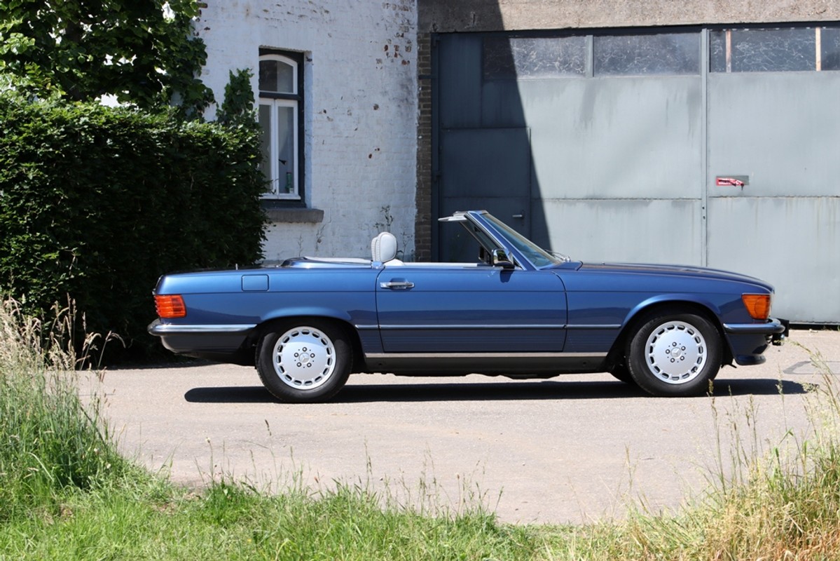 Mercedes-Benz SL