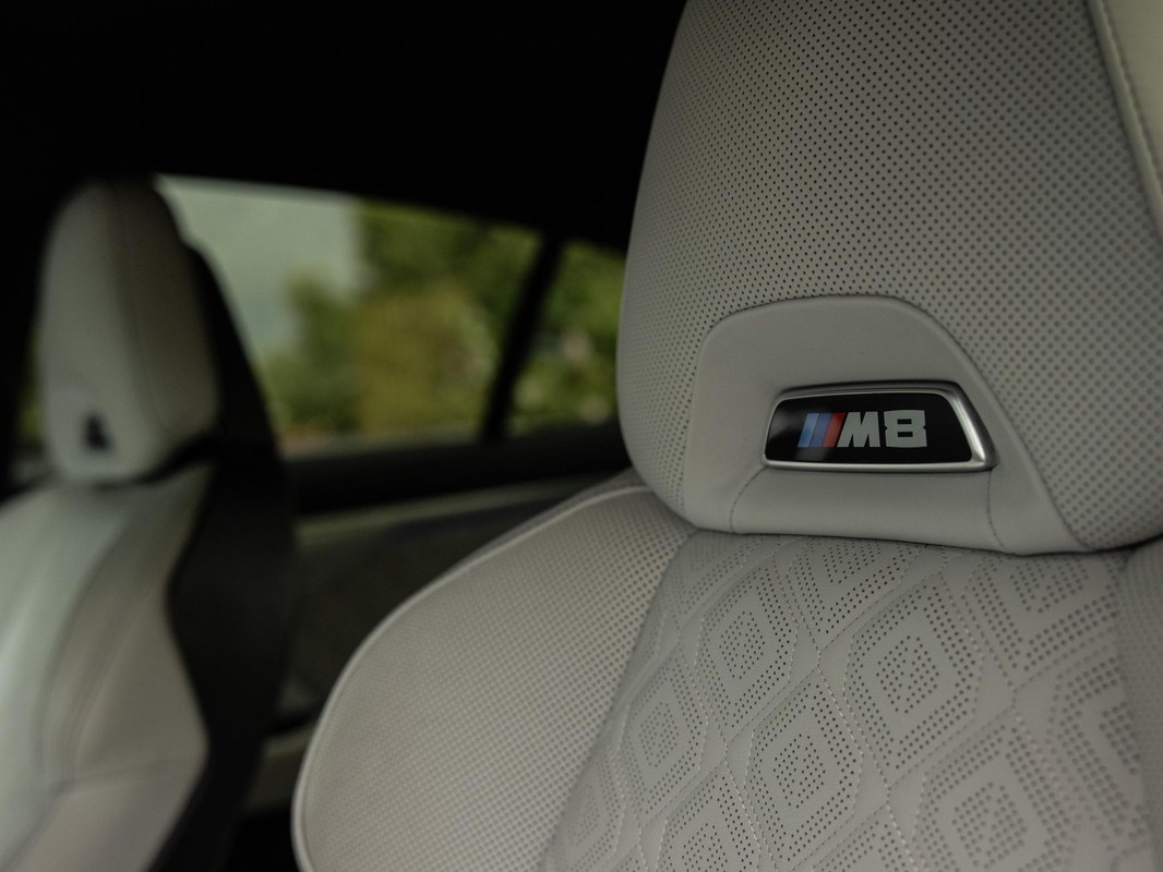 BMW M8