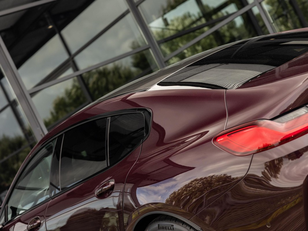 BMW M8