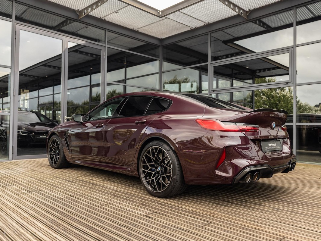 BMW M8