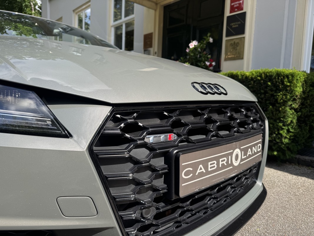 Audi TTS