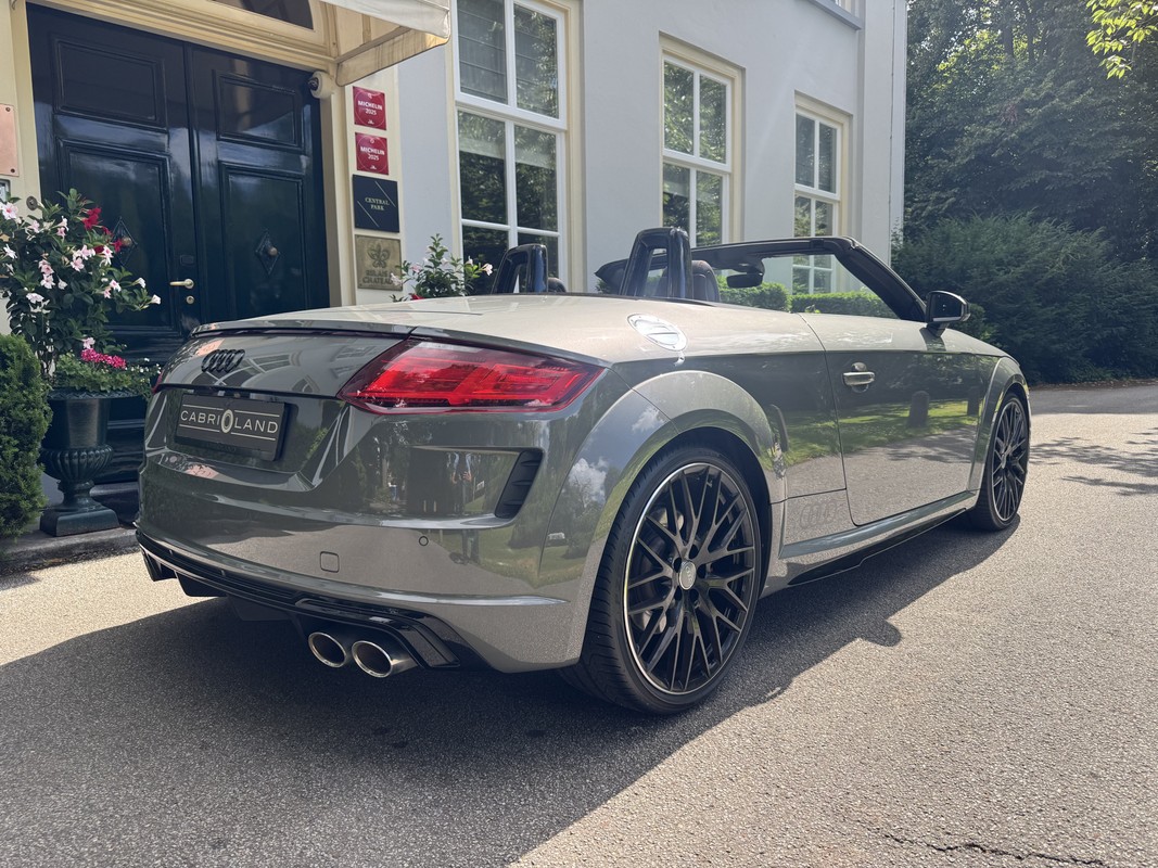 Audi TTS
