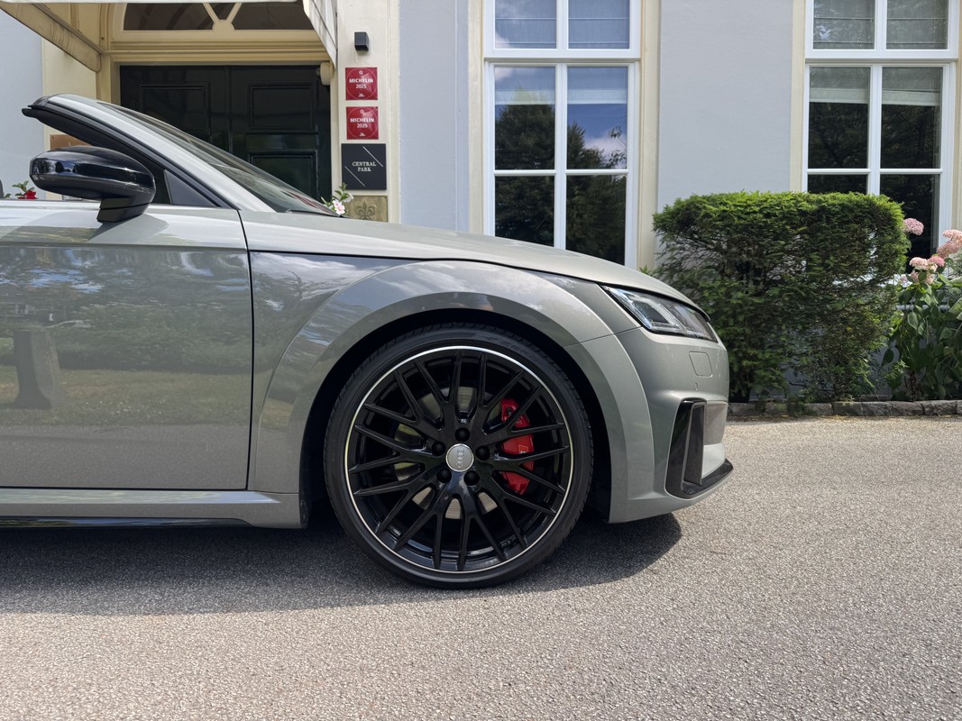 Audi TTS