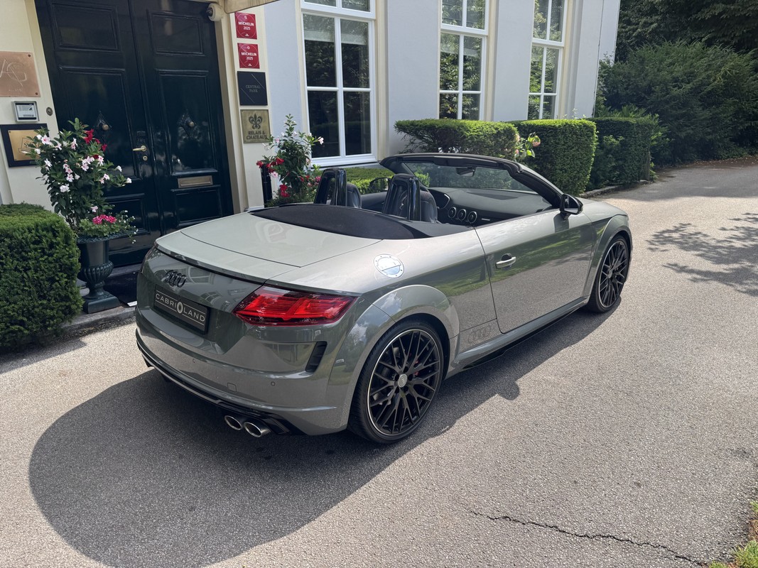 Audi TTS