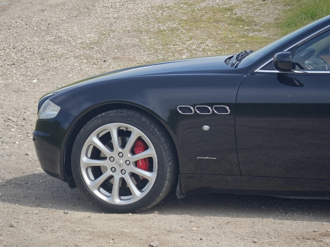 Maserati Quattroporte