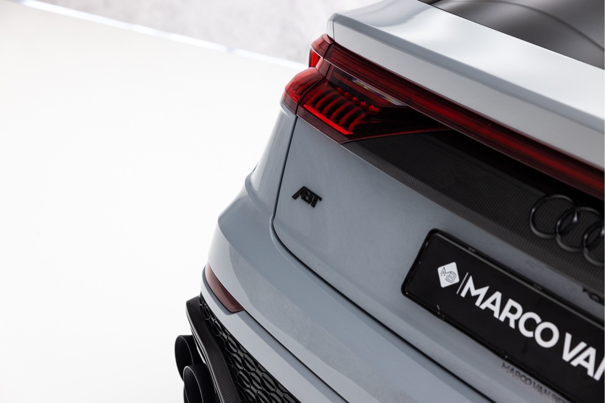 Audi RSQ8