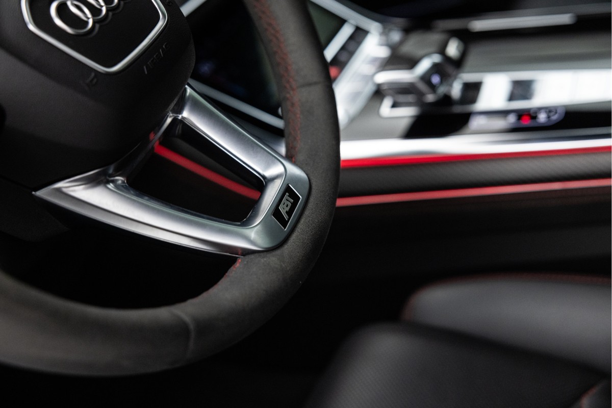 Audi RSQ8