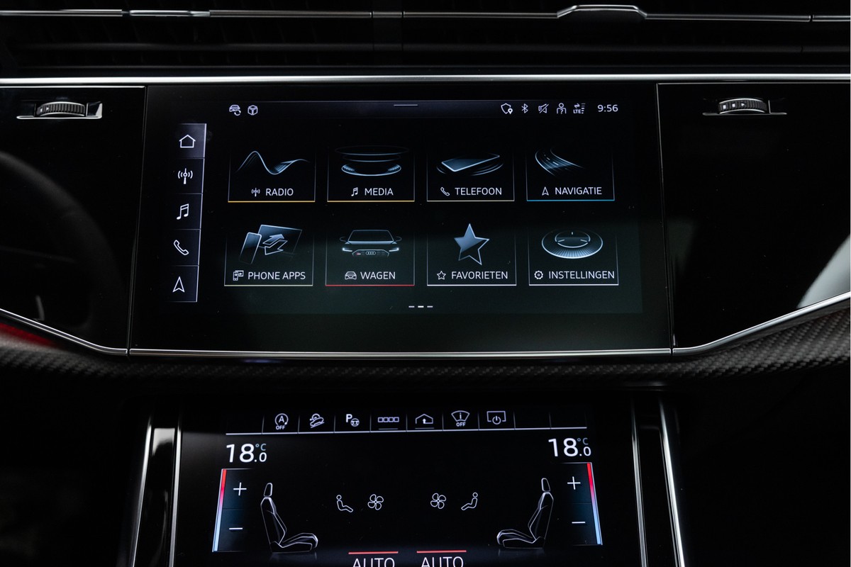 Audi RSQ8