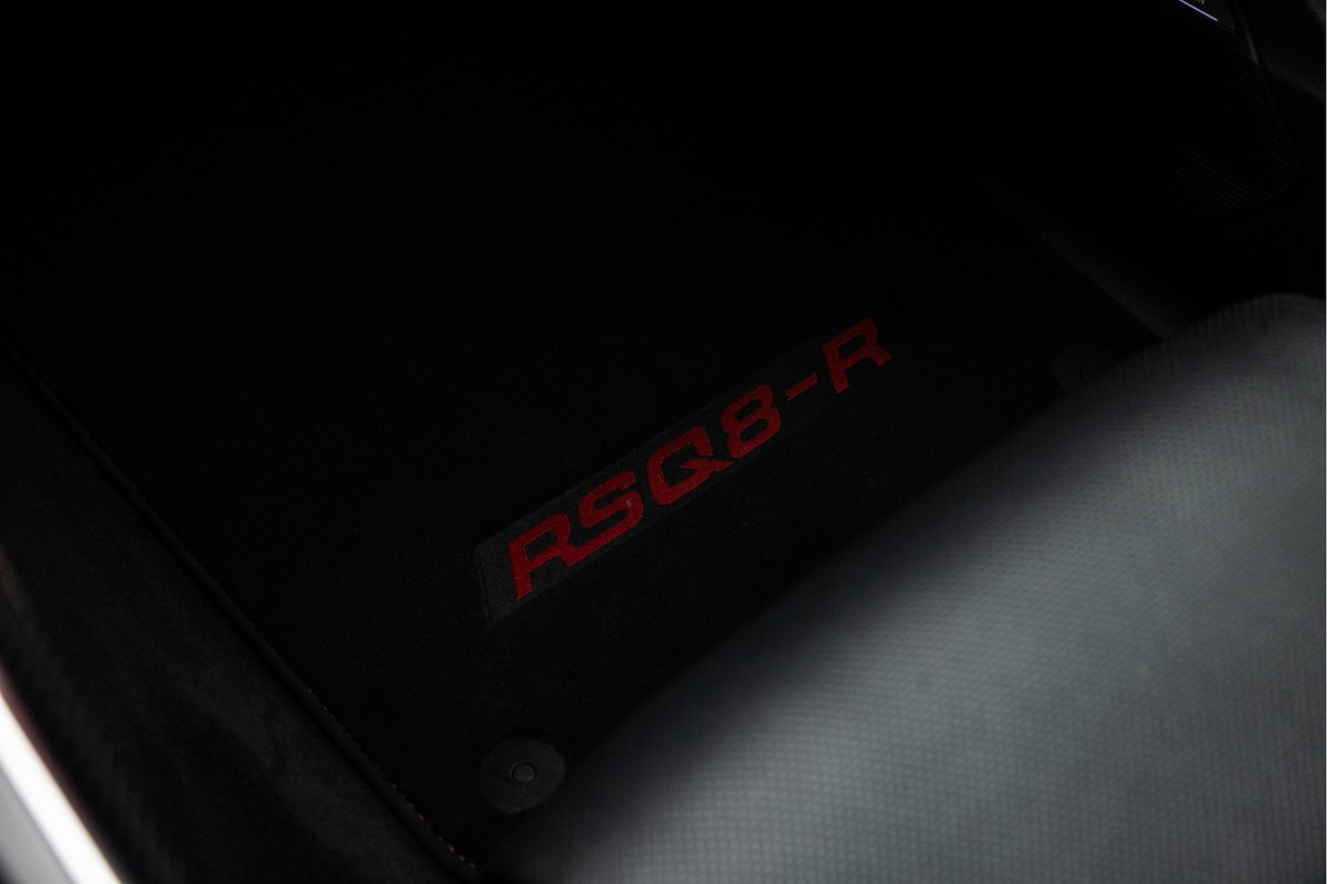 Audi RSQ8