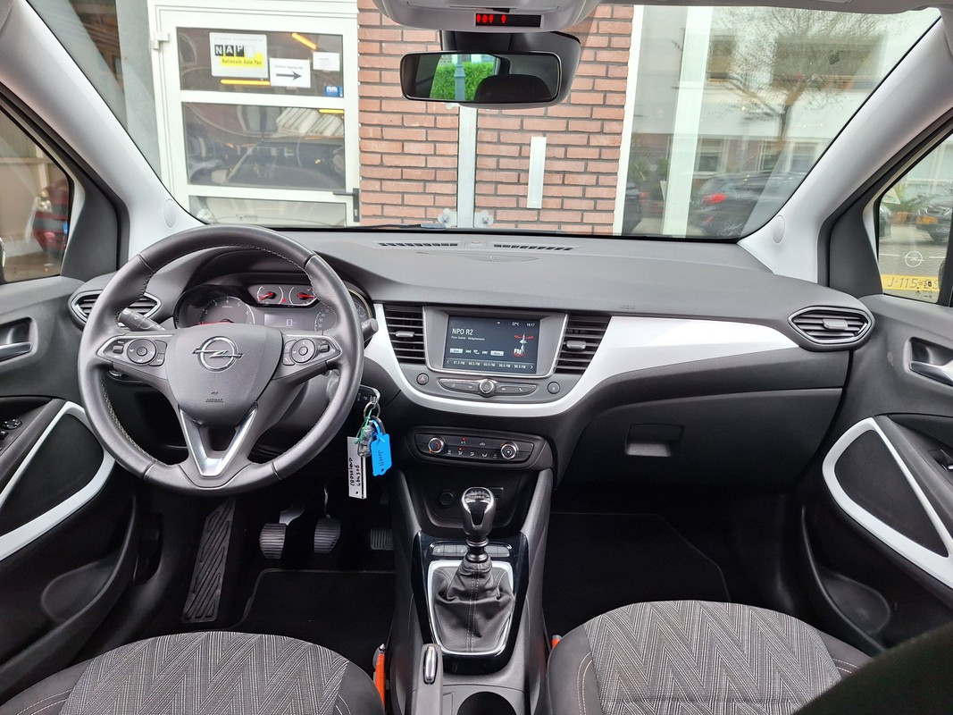 Opel Crossland X