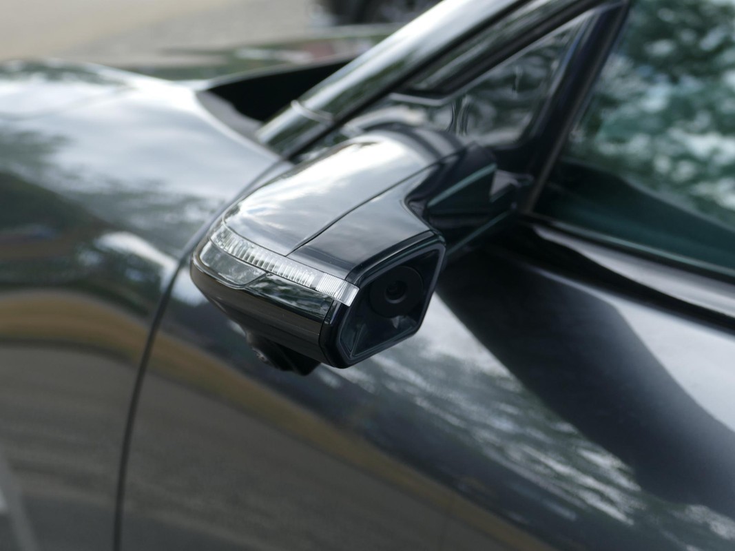 Mazda CX-6e