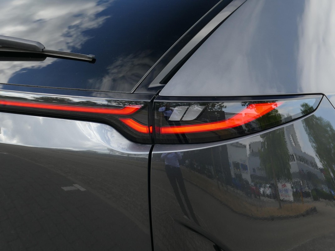 Mazda CX-6e