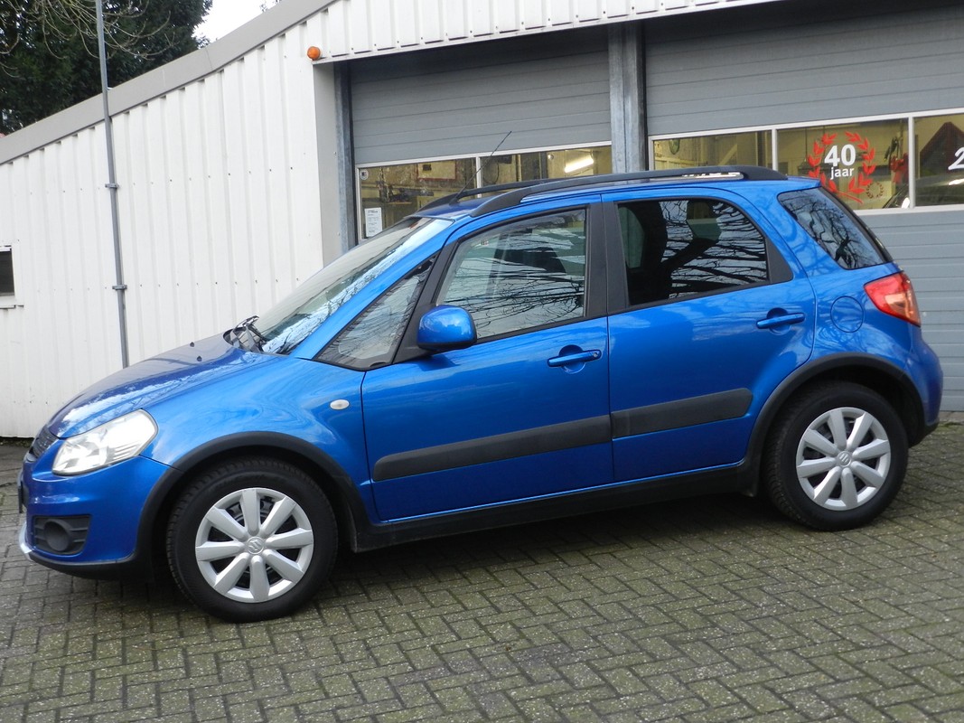 Suzuki SX4