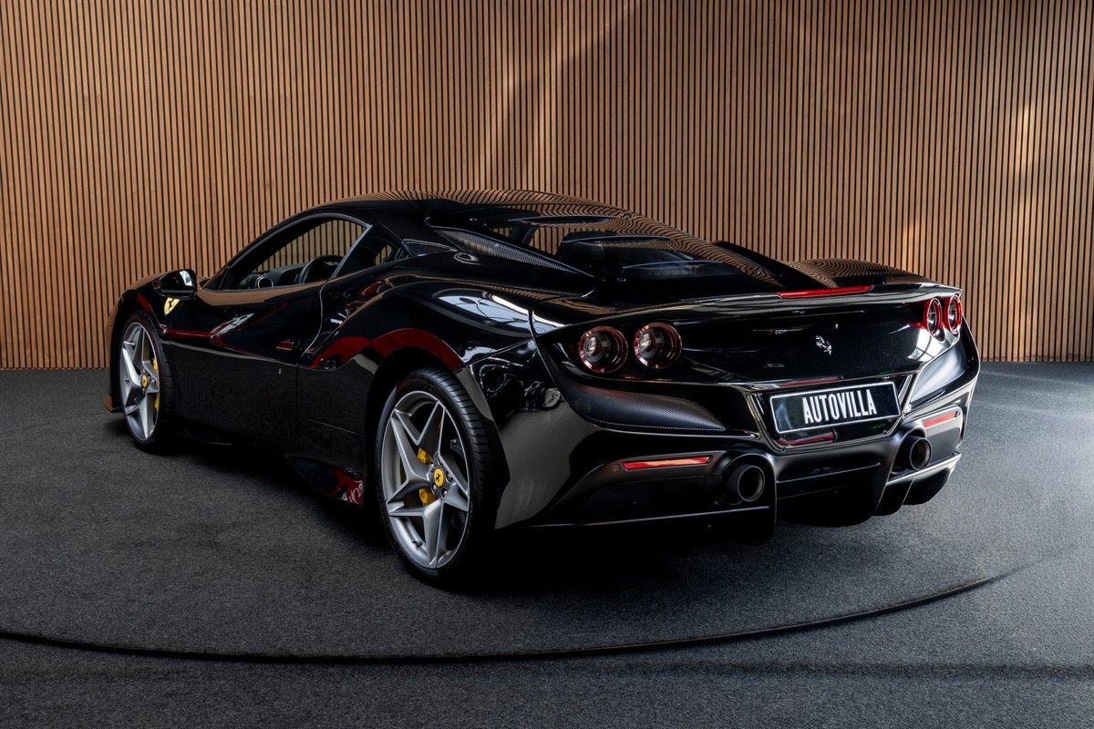 Ferrari F8 Tributo