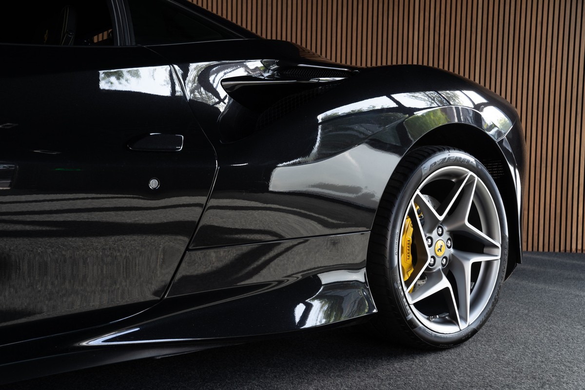 Ferrari F8 Tributo