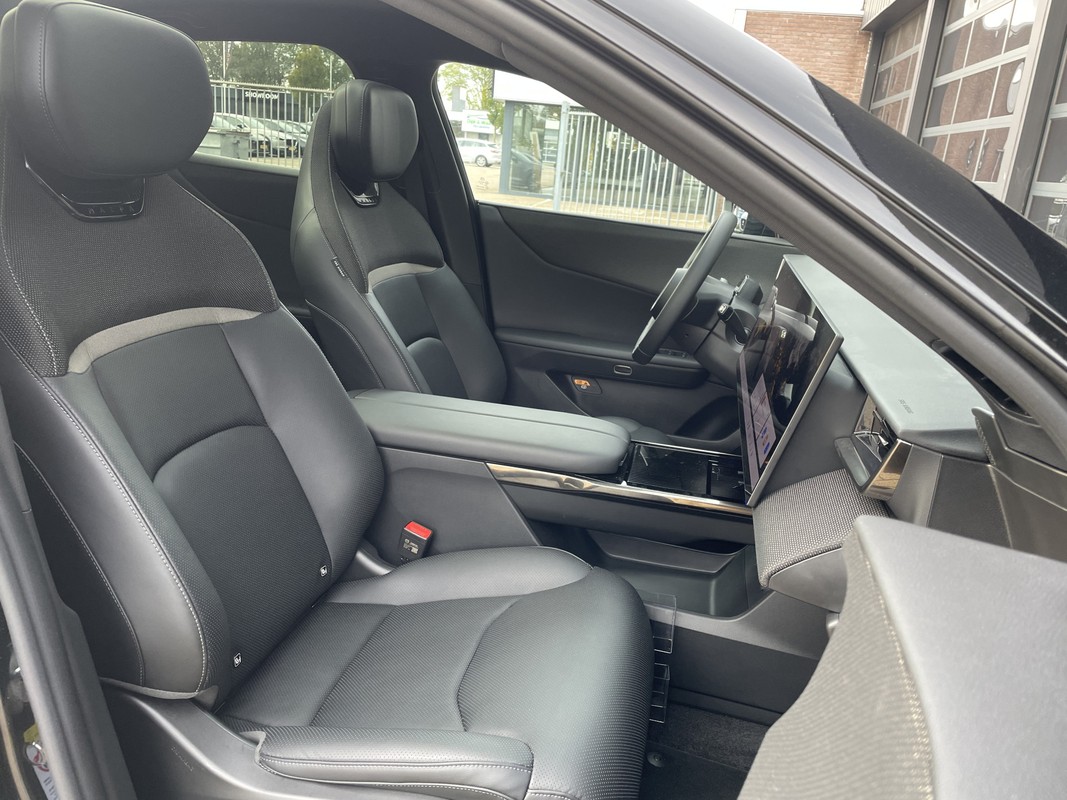 Mazda CX-6e