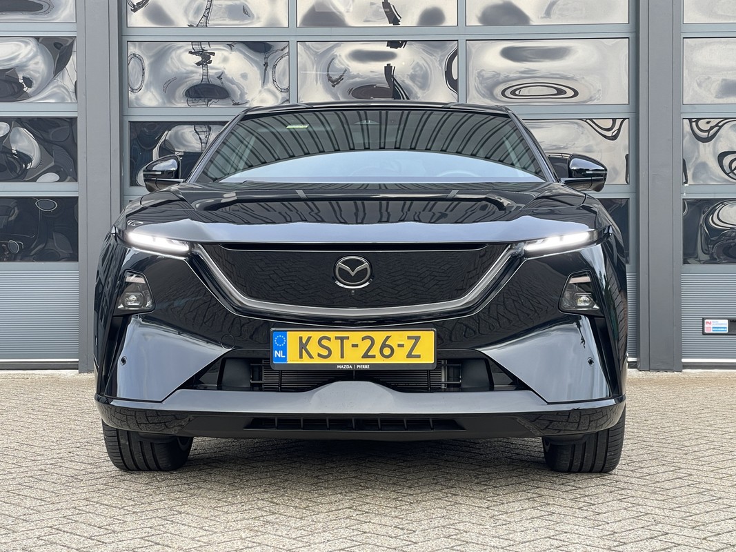 Mazda CX-6e