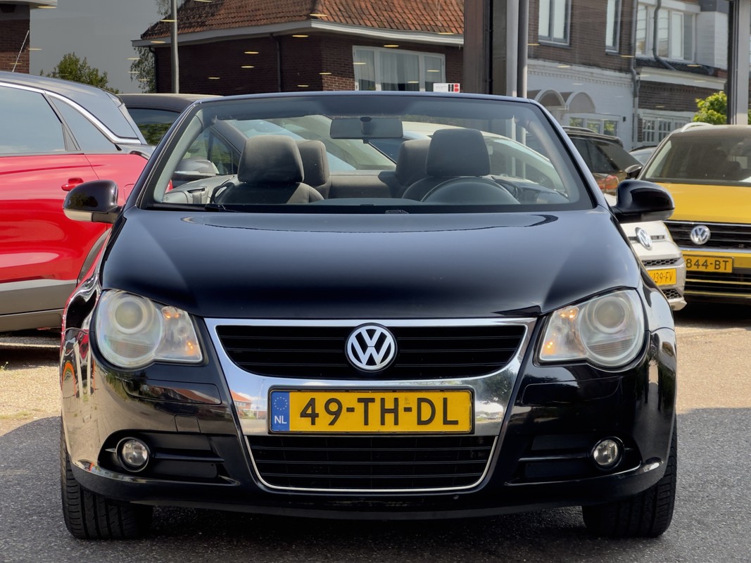 Volkswagen Eos
