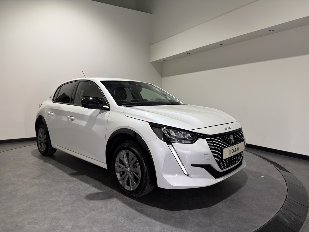 Peugeot e-208
