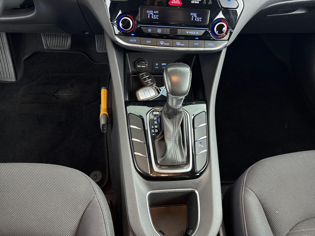 Hyundai IONIQ