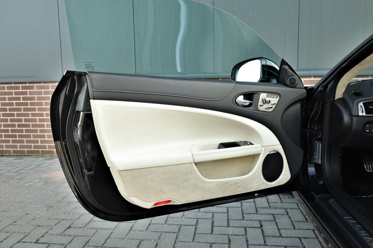 Jaguar XK