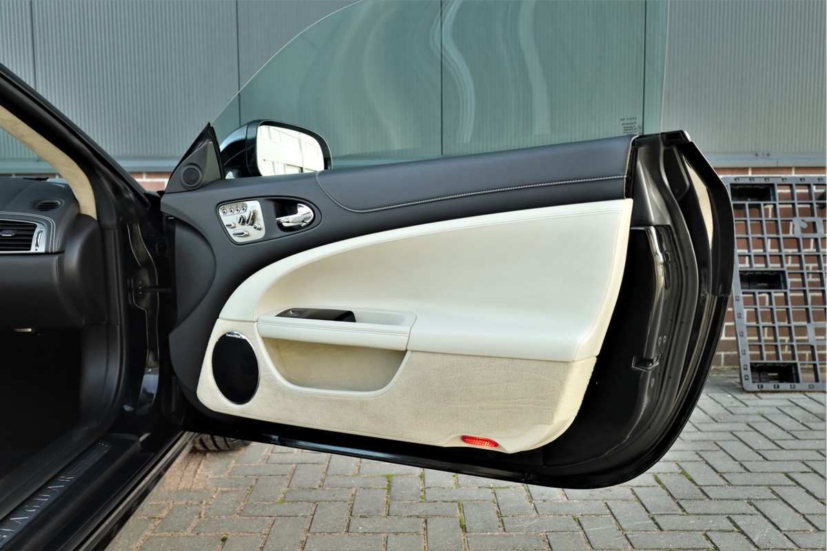 Jaguar XK