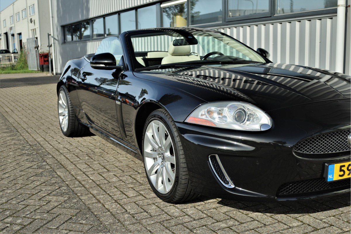 Jaguar XK