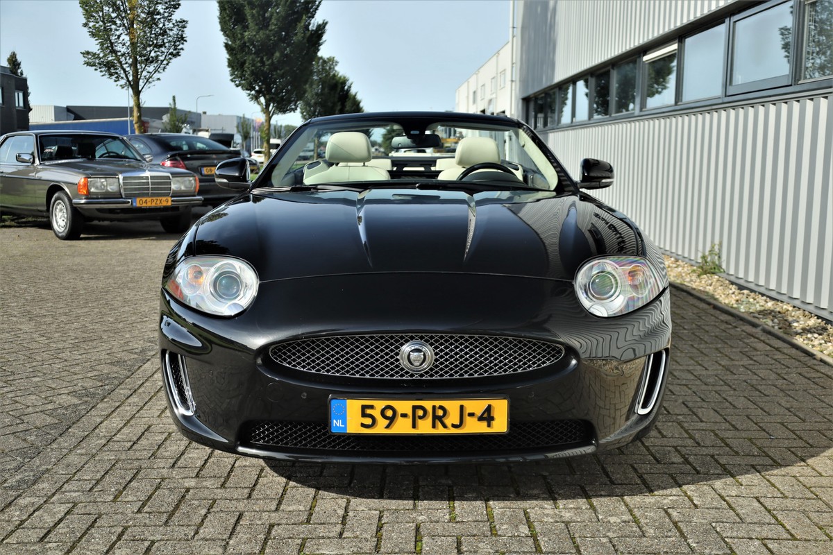 Jaguar XK